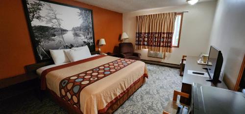 Deluxe King Room - Non-Smoking