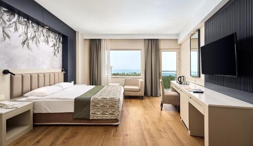 Family Room with Sea View