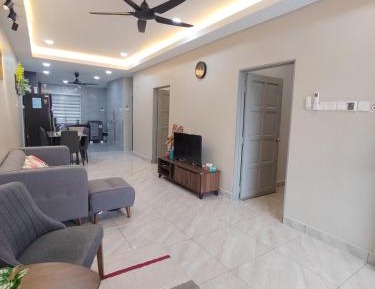 Three-Bedroom Holiday Home 