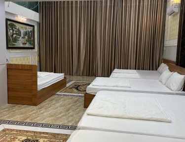 Deluxe Family Room