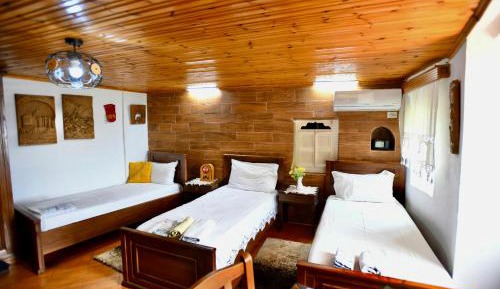 Quadruple Room with Balcony