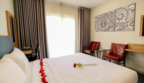Deluxe King Suite