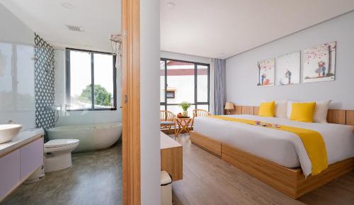 Double or Twin Room with View