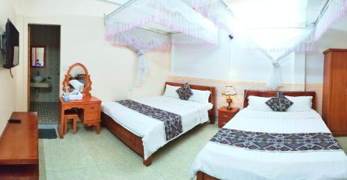 Standard Queen Room with Two Queen Beds