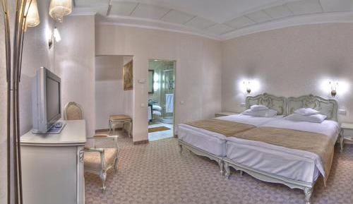 Presidential Suite