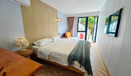 Double Room with Private External Bathroom