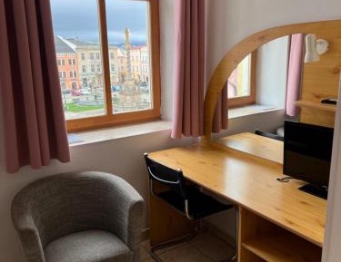 Triple Room with City View