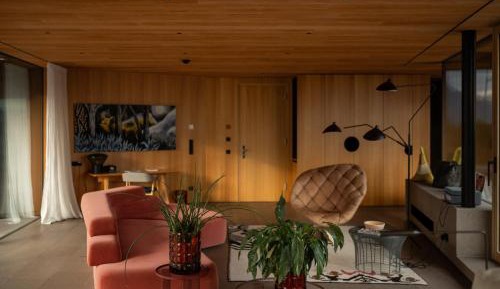 Presidential Suite with Whirlpool Tub and Sauna