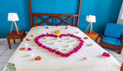 Deluxe Double Room with Balcony and Sea View