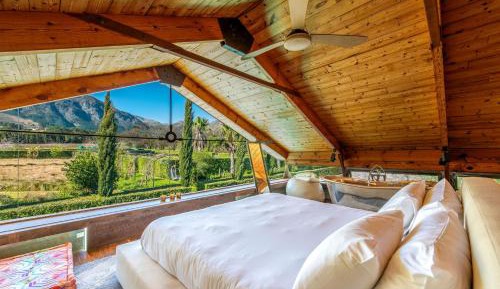Pool Barn Retreat