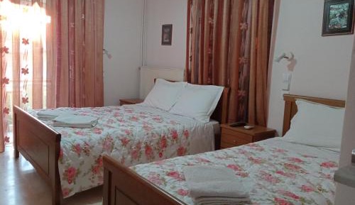 Triple Room with Terrace