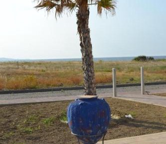 Villa - Beach Front