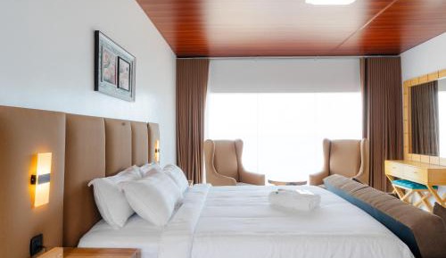 Suite with Sea View