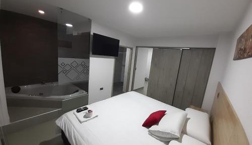 King Suite with Spa Bath