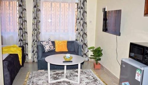 Deluxe Room (2 Adults + 1 Child)