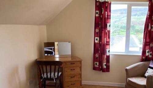 Single Room with Mountain View