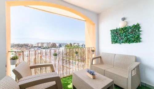 Superior One-Bedroom Apartment with Balcony