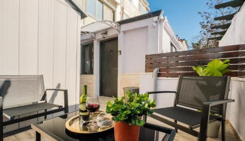 Two-Bedroom Deluxe Apartment