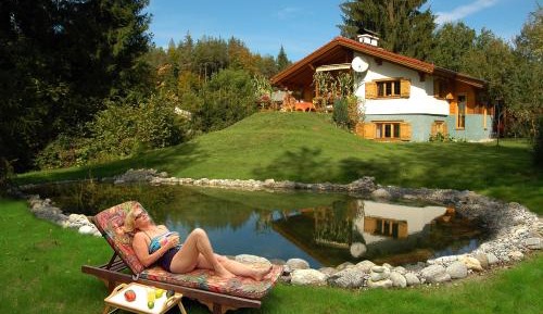 Three-Bedroom Holiday Home 