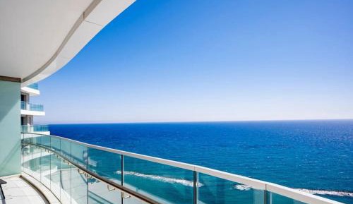 Three-Bedroom Premium Apartment with Balcony
