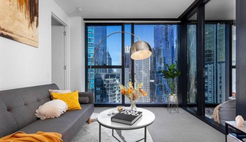 Two-Bedroom Deluxe Apartment with Balcony