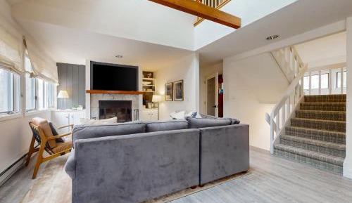 Two Bedroom Apartment 