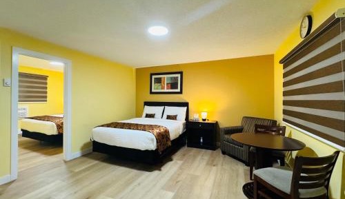 Deluxe Family Suite
