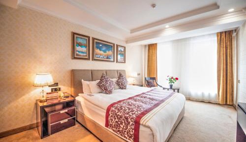 Executive Suite