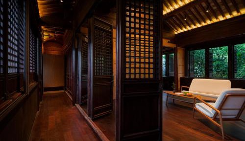 Deluxe Two-Bedroom Suite
