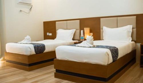 Deluxe Twin Room