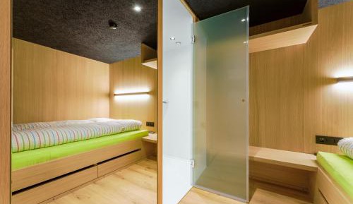 Budget Double Room - Basement
