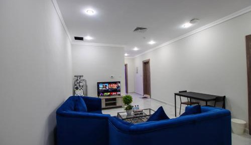 One-Bedroom Loft Apartment with One Queen Bed