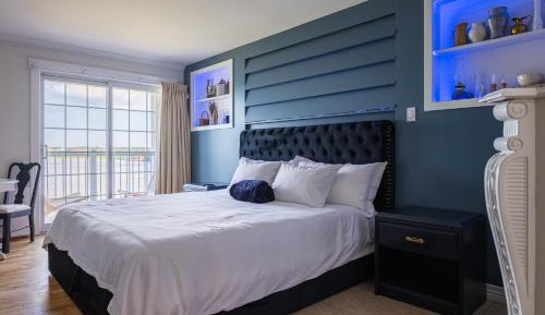 King Suite with Sea View