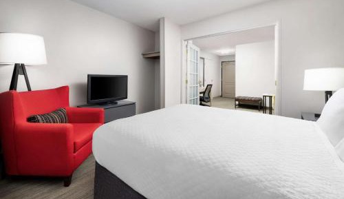 One-Bedroom Suite