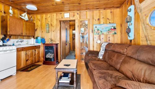 Family Room with Lake View