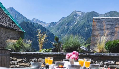 Double Room with Mountain View