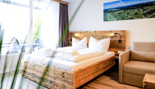 Apartment with Mountain View