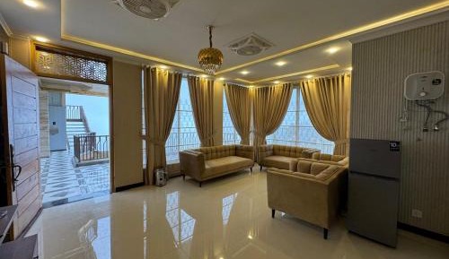 Two-Bedroom Apartment with Balcony and Terrace