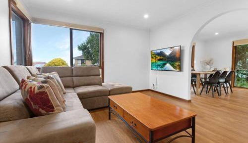 Three-Bedroom Holiday Home 