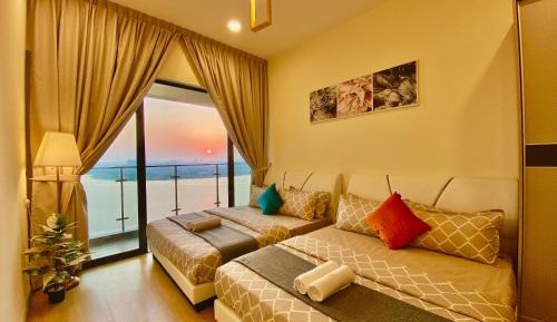 Three-Bedroom Apartment with Ocean View