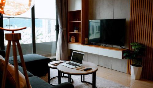 Three-Bedroom Apartment with Sea View