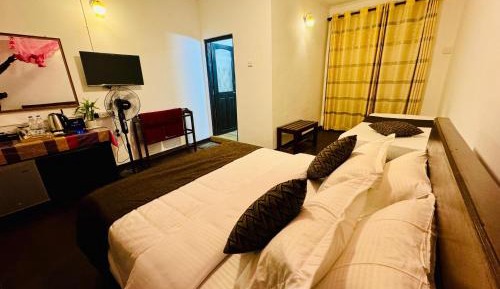 Basic Triple Room