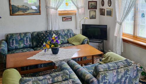 Three-Bedroom Holiday Home 