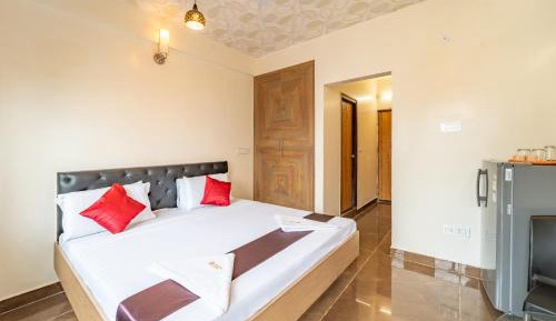 Double or Twin Room with Balcony