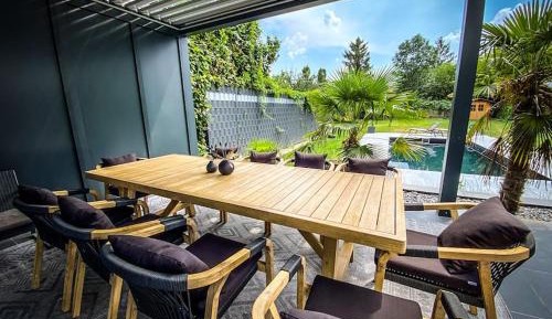 One-Bedroom Villa