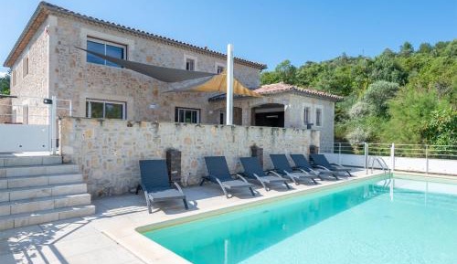 Deluxe Villa