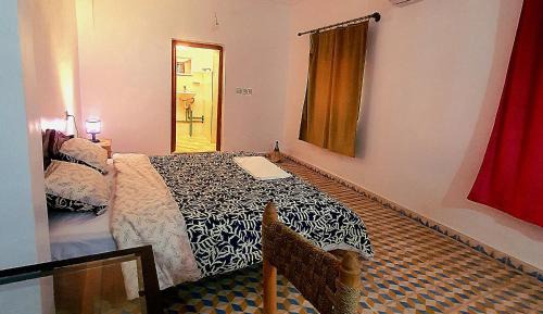 Double or Twin Room with Private Bathroom