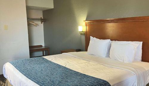 King Room - Disability Access/Non-Smoking