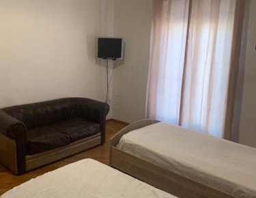 Twin Room with Private External Bathroom