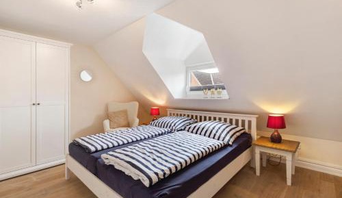Superior One-Bedroom Apartment